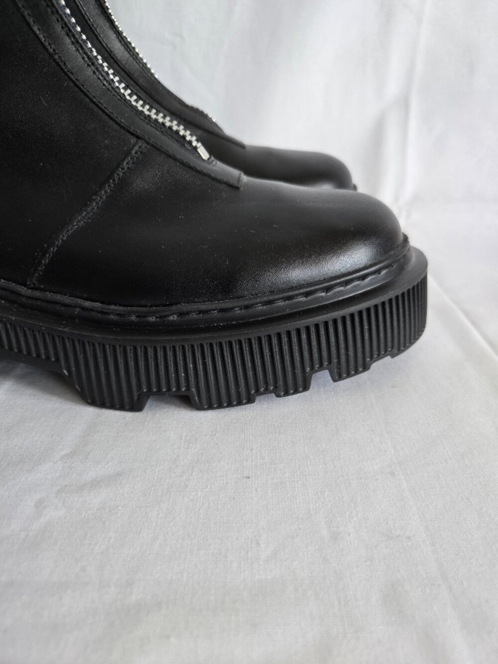 L'Intervalle Front-Zip Platform Lug Sole Boots | Size 10 - Picture 3 of 8